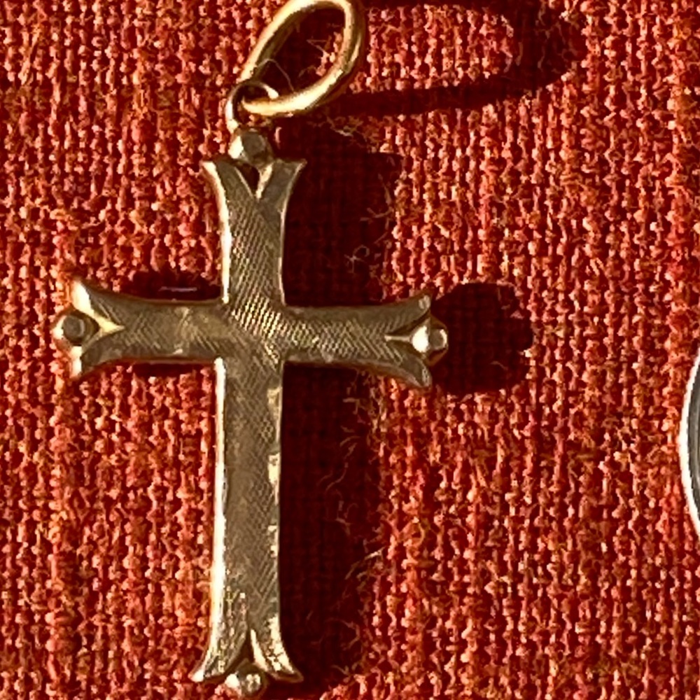 14K Gold Cross 1.14g Antique
